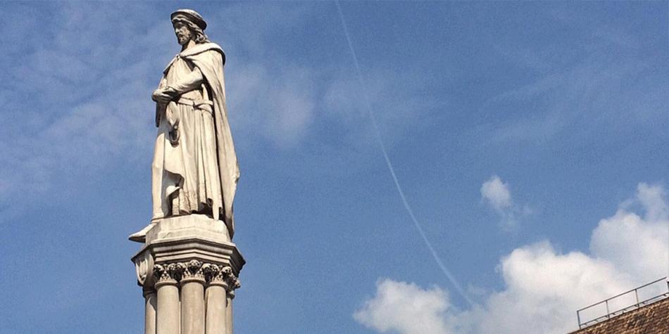 The statue of Walther von der Vogelweide on the piazza of the same name